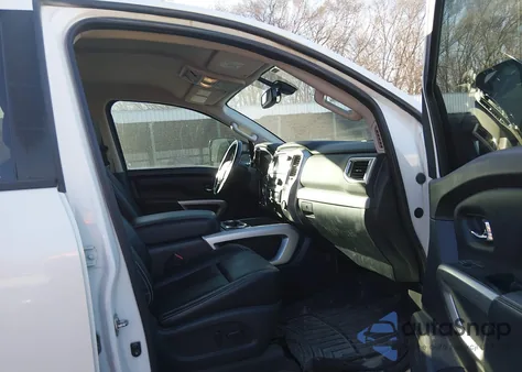 2018 Nissan Titan Xd Pro-4X Diesel из США, поврежденный, VIN 1N6BA1F47JN521286